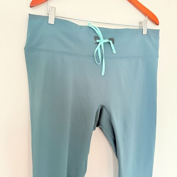 Fabletics Motion365 Stride 9 Storm Slate Ocean Eyes High-Waisted Legging Sz 3X - Picture 10 of 12